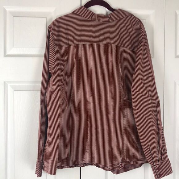 Lane Bryant Button Up Blouse with Ruffle Detail Size 18/20 - Picture 5 of 6